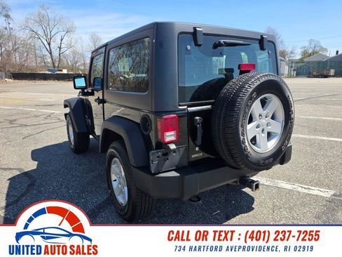 Used 2014 Jeep Wrangler Sport w/ Connectivity Group image 3