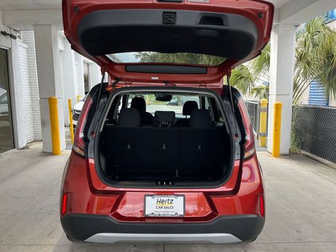 Used 2025 Kia Soul LX w/ LX Technology Package image 31