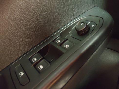 Used 2022 Volkswagen Taos S w/ IQ Drive S Package FWD image 27