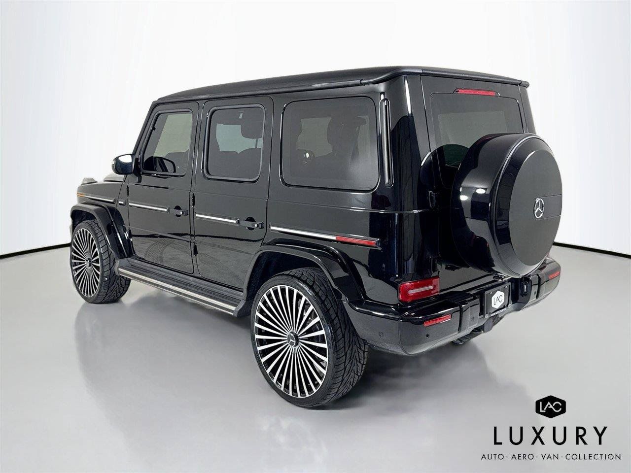 Used 2019 Mercedes-Benz G 550 w/ AMG Line image 6