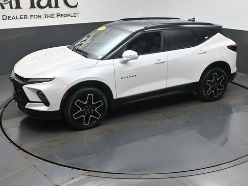 Used 2023 Chevrolet Blazer RS w/ Driver Confidence II Package image 43