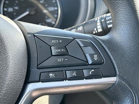 Used 2023 Nissan Kicks SV image 18