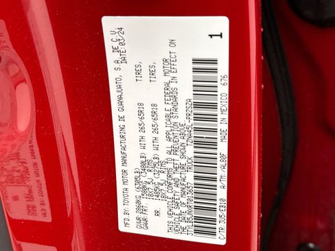 Used 2024 Toyota Tacoma Limited w/ Limited Package (LT) image 25