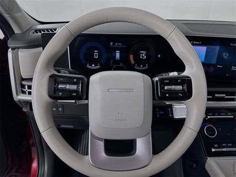 Used 2025 Hyundai Santa Fe SEL image 12