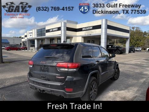 Used 2018 Jeep Grand Cherokee Trailhawk w/ Trailhawk Luxury Group image 9