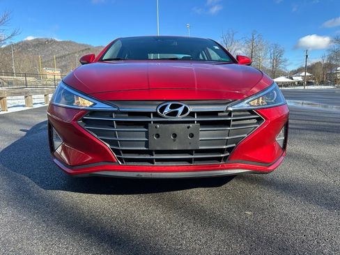 Used 2020 Hyundai Elantra SEL image 10