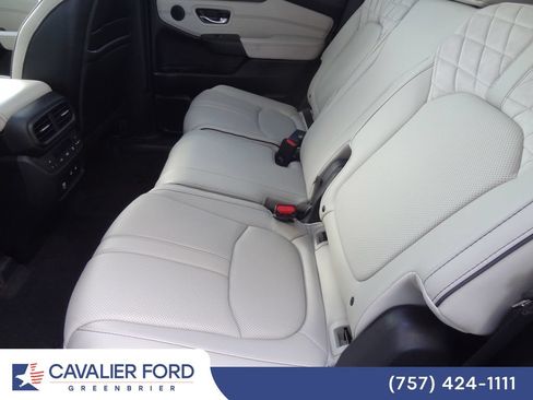 Used 2026 Honda Pilot Elite image 9