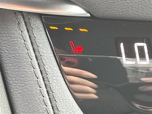 New 2025 Cadillac XT5 Luxury w/ LPO, Floor Liner Package image 20