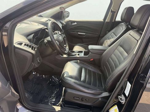Used 2017 Ford Escape Titanium FWD image 10