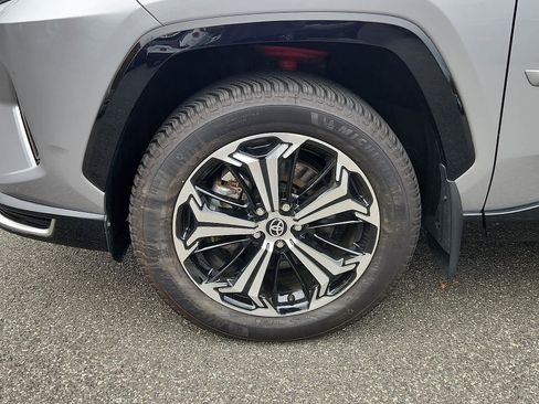 Used 2023 Toyota RAV4 XSE image 9