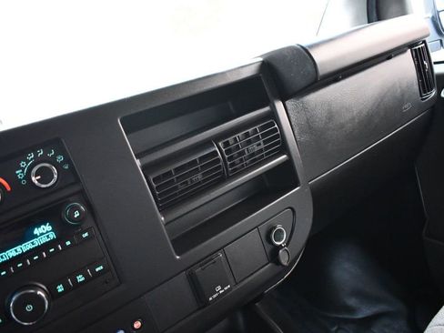Used 2022 Chevrolet Express 3500 LS image 32