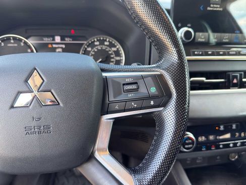 Used 2022 Mitsubishi Outlander SEL FWD image 19