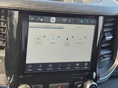 Used 2024 RAM 1500 Laramie RWD image 13