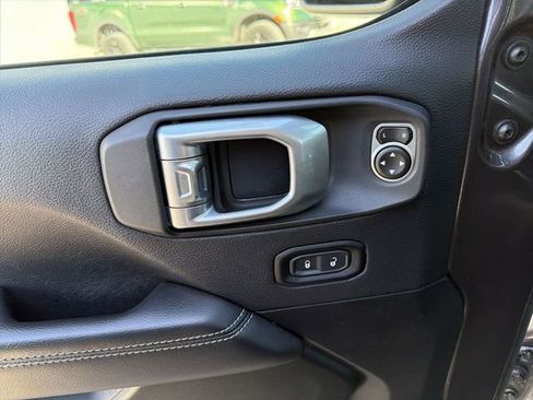 Used 2020 Jeep Wrangler Unlimited Sahara w/ Dual Top Group image 15