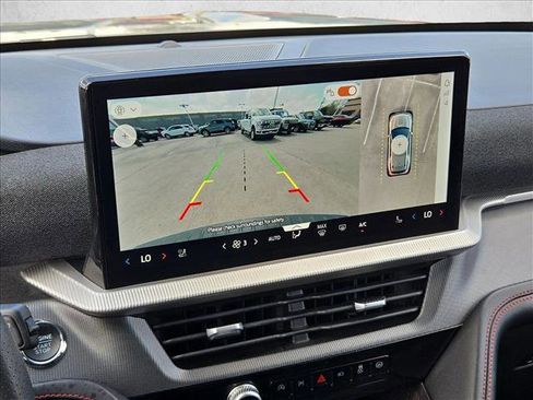 Used 2025 Ford Explorer ST-Line image 12