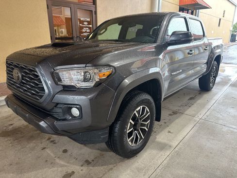 Used 2020 Toyota Tacoma TRD Sport w/ Technology Package image 1