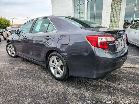 Used 2012 Toyota Camry SE w/ Convenience Pkg FWD image 6