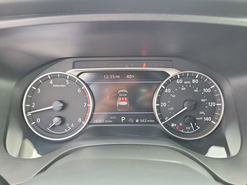 Used 2025 Nissan Rogue SV image 24