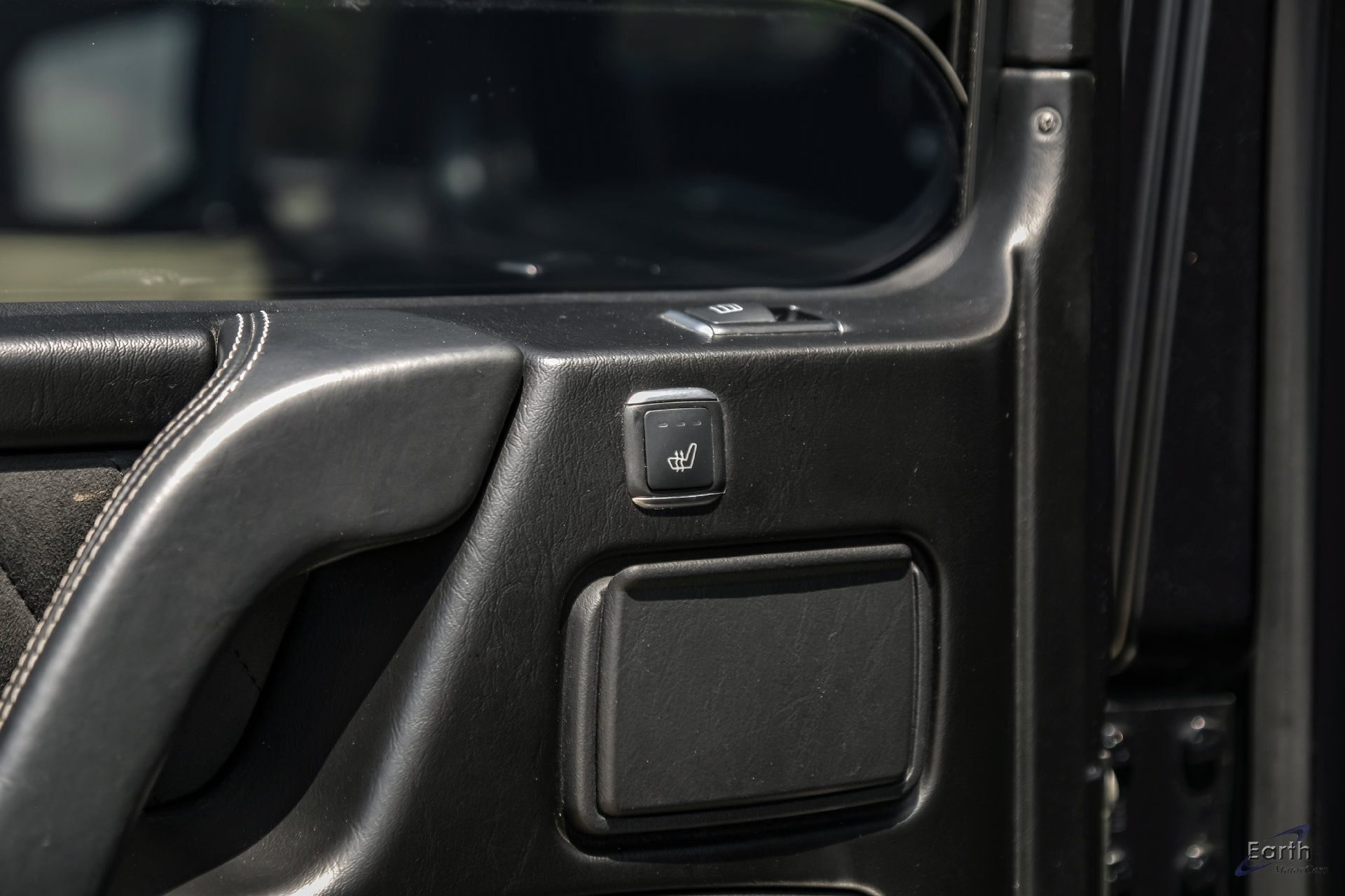 Used 2017 Mercedes-Benz G 550 Squared image 93