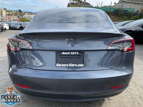 Used 2023 Tesla Model 3 Standard Range RWD image 4