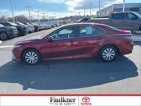 Certified 2022 Toyota Camry LE image 13