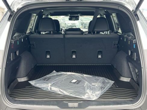 New 2026 Subaru Outback Touring XT AWD/4WD image 38
