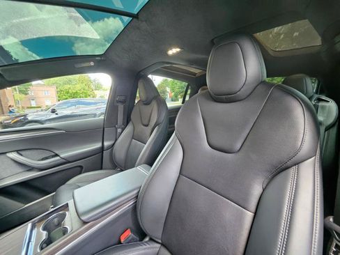 Used 2023 Tesla Model X AWD/4WD image 40