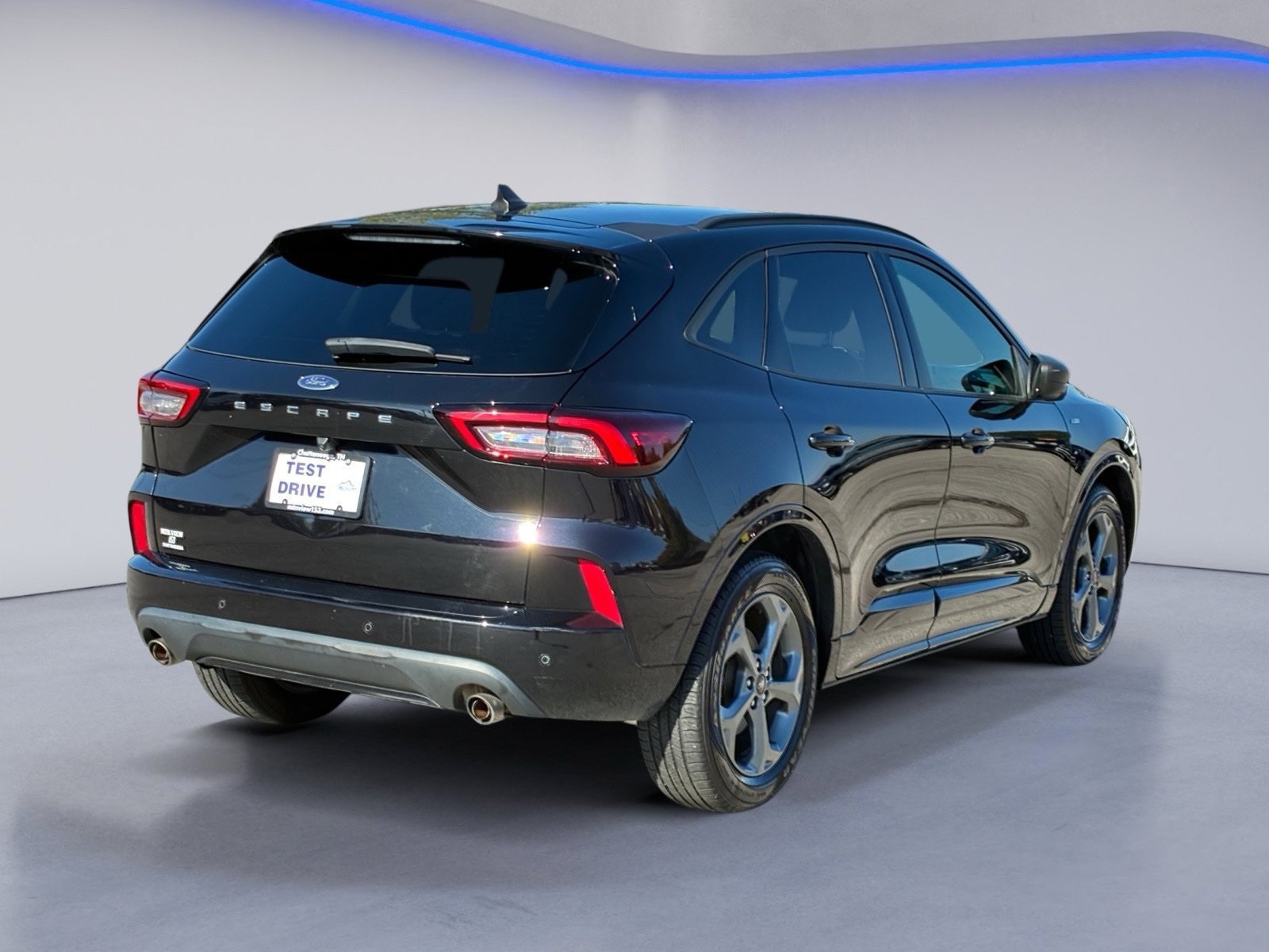 Used 2024 Ford Escape ST-Line w/ Tech Pack #1 FWD image 6