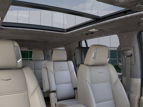 New 2024 Cadillac Escalade Sport Platinum w/ LPO, Floor Liner Package image 24