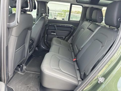 New 2026 Land Rover Defender 110 S AWD/4WD image 8