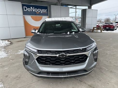 New 2026 Chevrolet Trax LT w/ Driver Confidence Package image 3