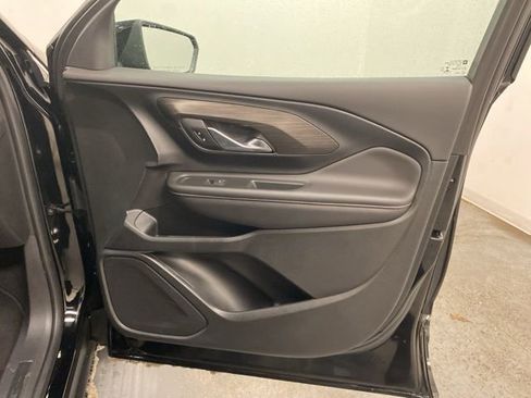 Used 2022 GMC Terrain SLE w/ Driver Convenience Package image 23