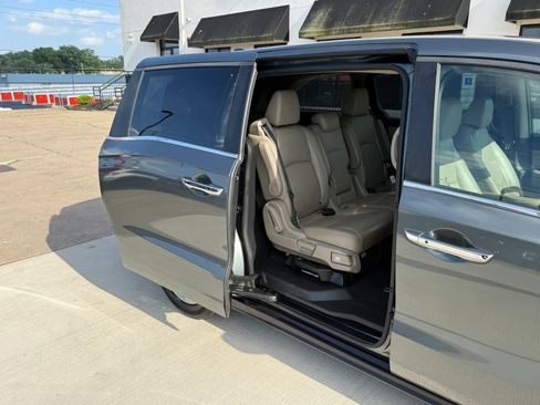 Used 2020 Honda Odyssey EX-L image 25