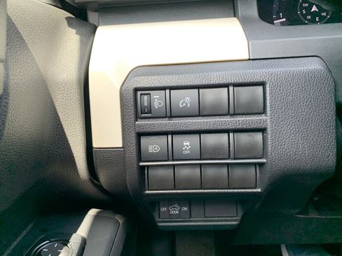 Used 2024 Toyota Tacoma TRD Off-Road AWD/4WD image 20