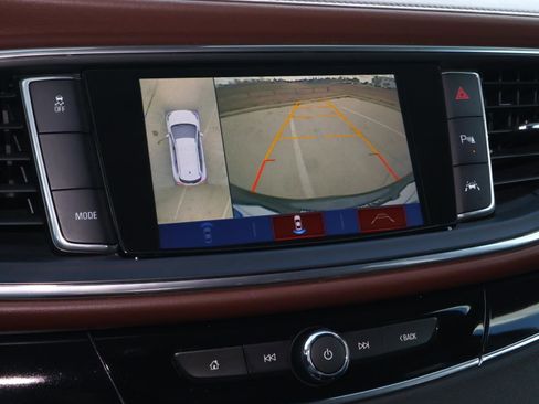 Used 2019 Buick Enclave Avenir w/ Avenir Technology Package image 31