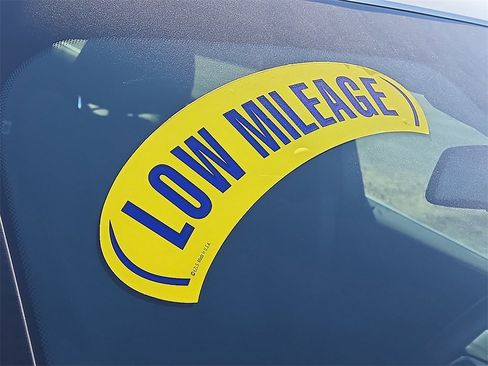 Used 2026 BMW X5 sDrive40i w/ Parking Assistance Package image 11