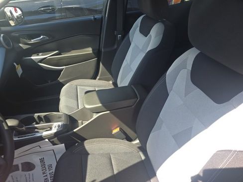 New 2026 Chevrolet Trax LS image 7