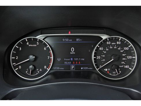 Certified 2025 Nissan Altima 2.5 SR w/ SR Premium Package FWD image 16