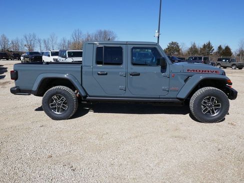 New 2026 Jeep Gladiator Mojave AWD/4WD image 3