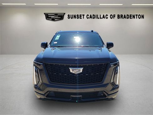 New 2026 Cadillac Escalade ESV Platinum Sport w/ LPO, ONYX Package image 2