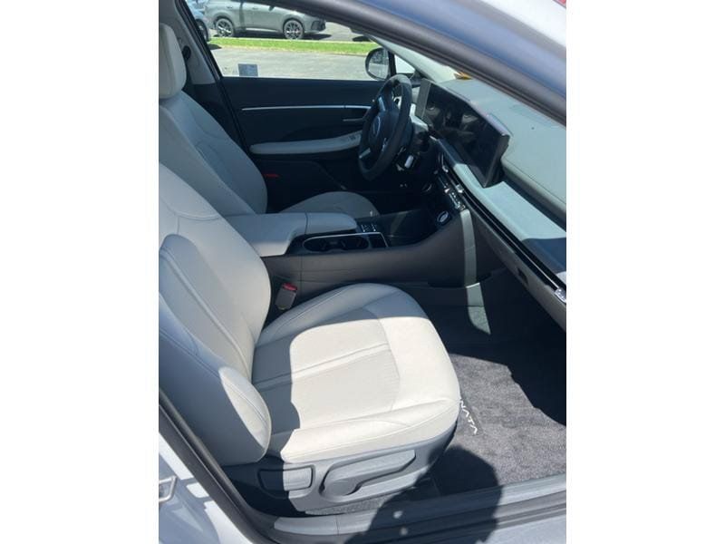 New 2024 Hyundai Sonata SEL AWD/4WD image 15