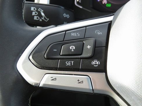 Used 2022 Volkswagen Atlas SE image 23