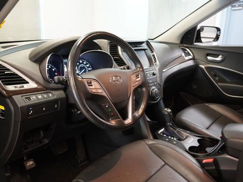 Used 2017 Hyundai Santa Fe Sport AWD/4WD image 6