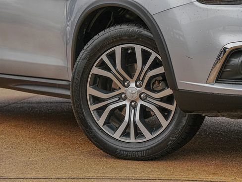 Used 2017 Mitsubishi Outlander Sport ES image 3