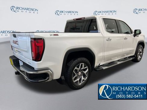 Certified 2023 GMC Sierra 1500 SLT w/ SLT Premium Package image 5