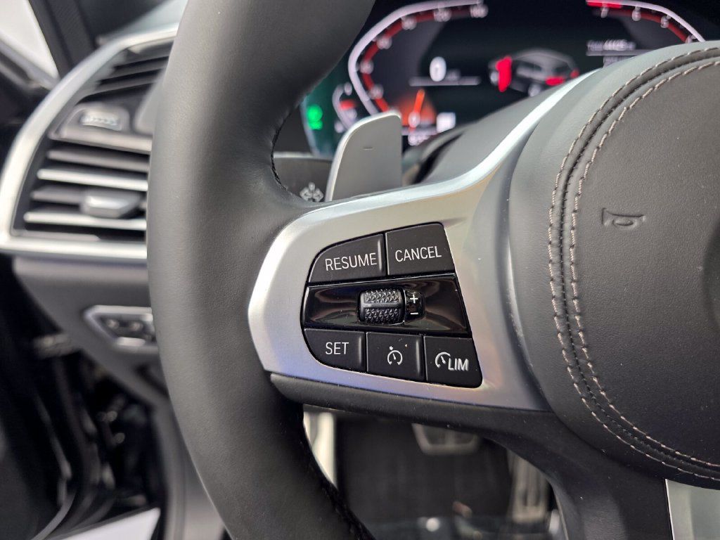 Used 2020 BMW X5 sDrive40i w/ M Sport Package RWD image 19