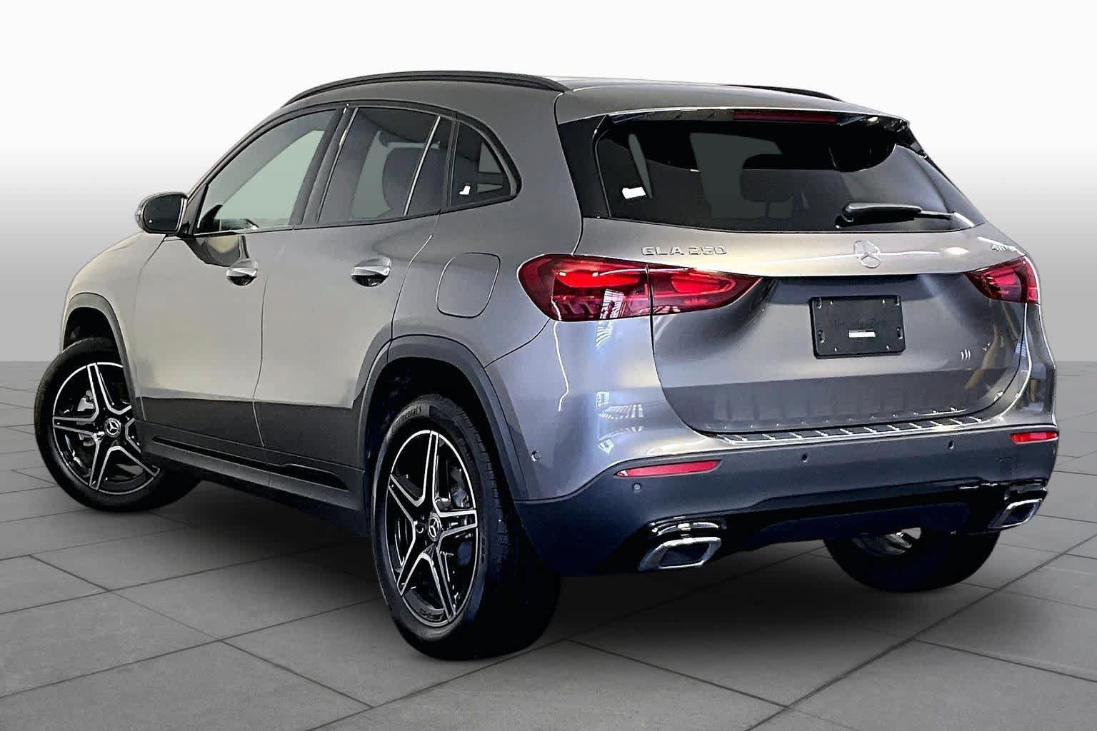 Used 2026 Mercedes-Benz GLA 250 4MATIC image 12