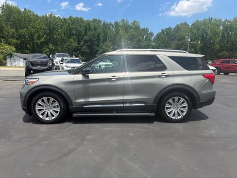 Used 2020 Ford Explorer Limited RWD image 9