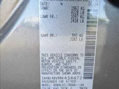 Used 2024 Nissan Altima 2.5 S FWD image 30
