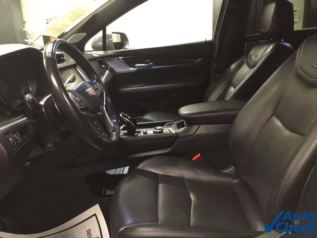 Used 2020 Cadillac XT5 Premium Luxury AWD/4WD image 31